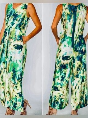 NWOT IC Collection Green Abstract Tie-Waist Jumpsuit Women’s Size Small 🧡